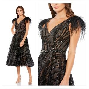Mac Duggal 79339 NWT Feather Sleeve Shimmer Lace Dress
